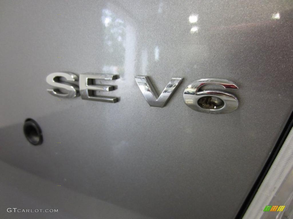 2008 Fusion SE V6 - Vapor Silver Metallic / Charcoal Black/Red photo #16