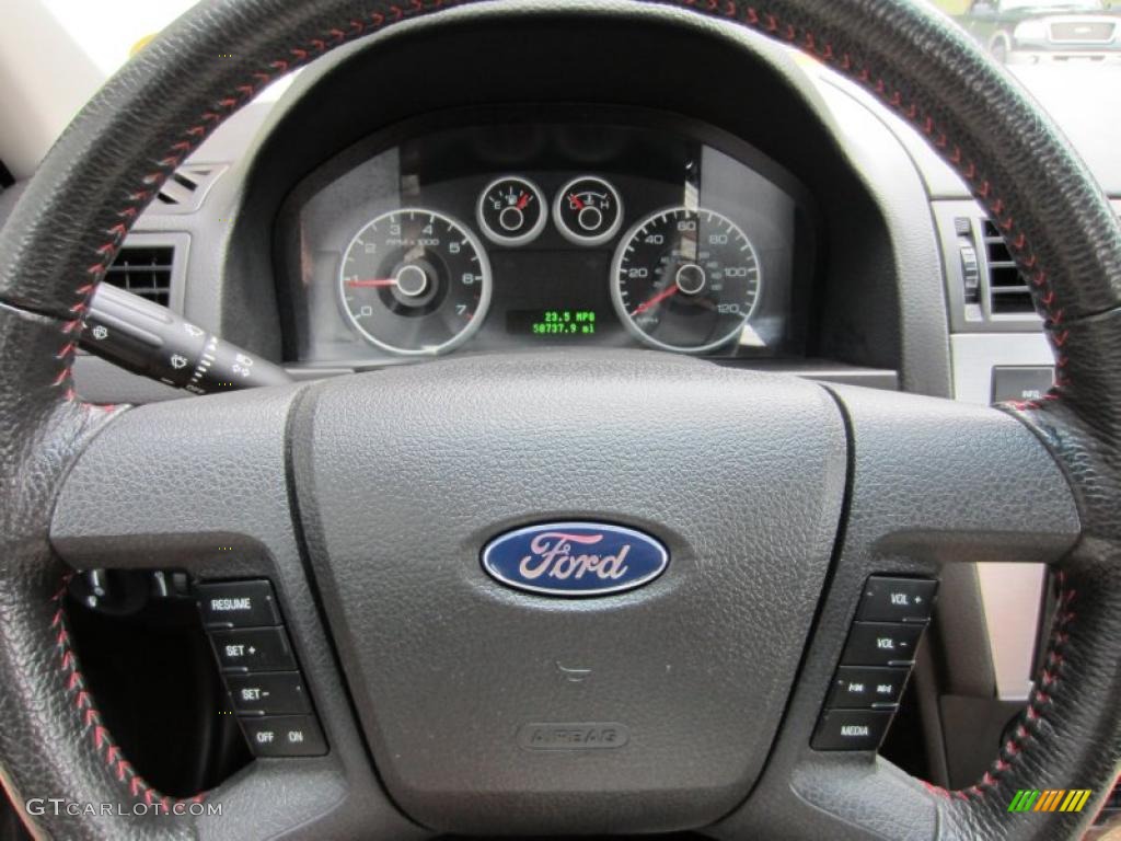 2008 Fusion SE V6 - Vapor Silver Metallic / Charcoal Black/Red photo #28