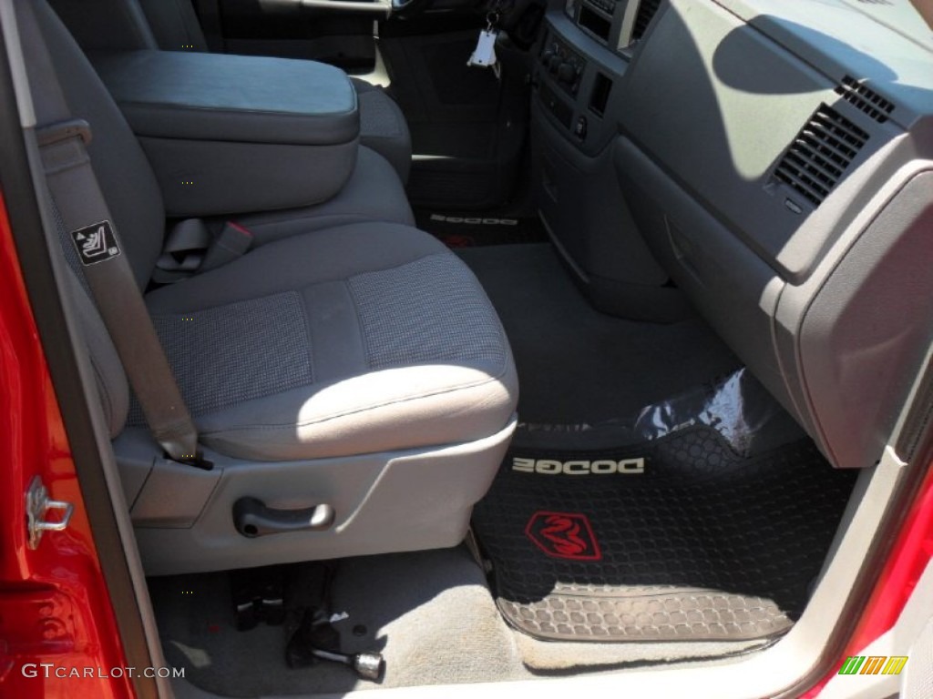 2008 Ram 1500 Sport Quad Cab - Flame Red / Medium Slate Gray photo #19