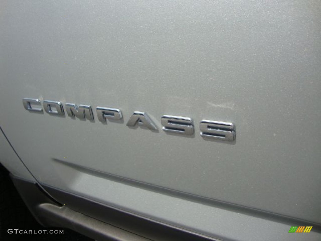 2011 Jeep Compass 2.4 Limited Marks and Logos Photo #52811293