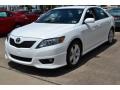 Super White - Camry SE Photo No. 1