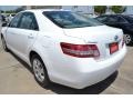 Super White - Camry LE Photo No. 4