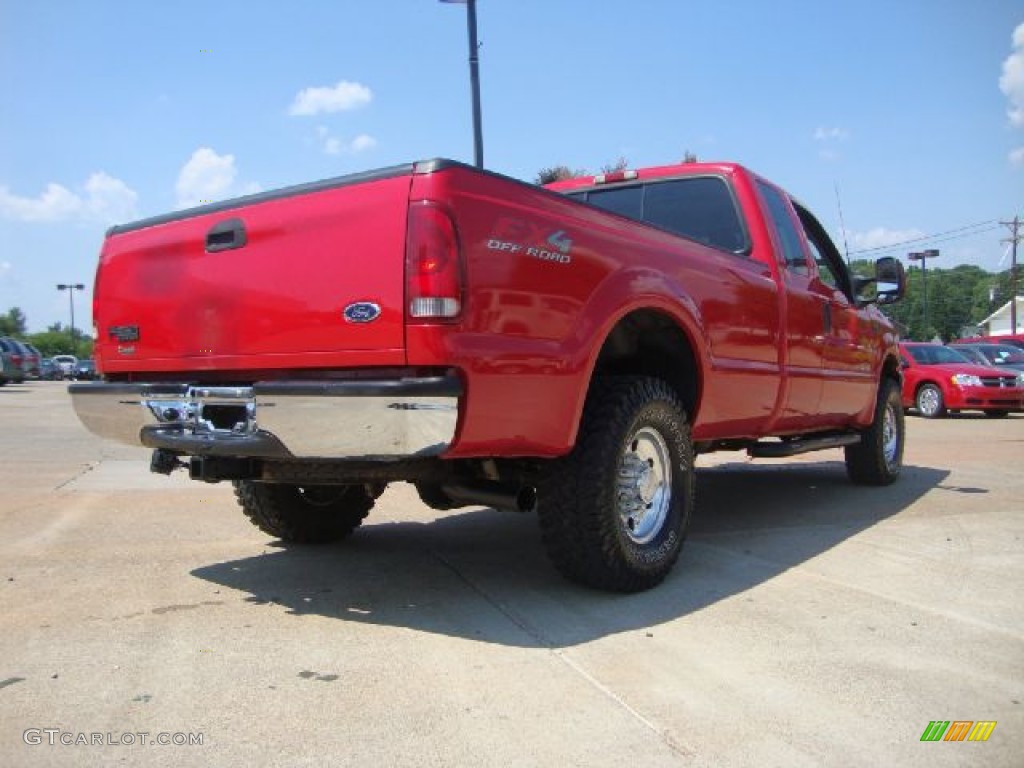 2004 F250 Super Duty XLT SuperCab 4x4 - Red / Medium Flint photo #3