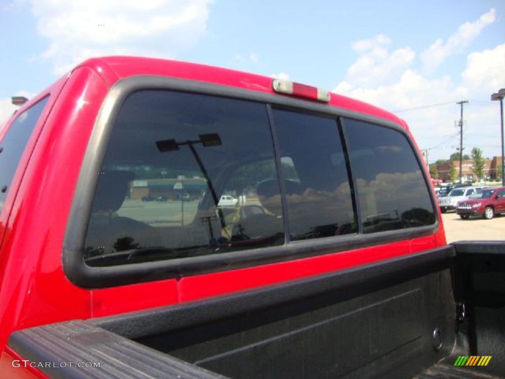 2004 F250 Super Duty XLT SuperCab 4x4 - Red / Medium Flint photo #40