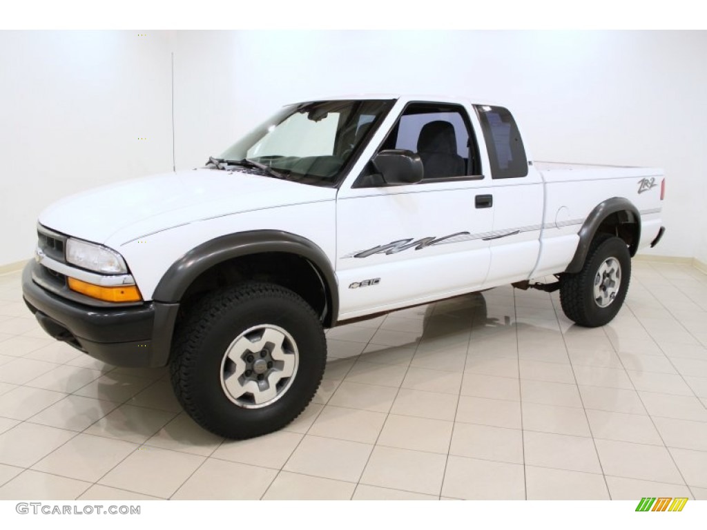 Summit White 1999 Chevrolet S10 LS Extended Cab 4x4 Exterior Photo #52816242