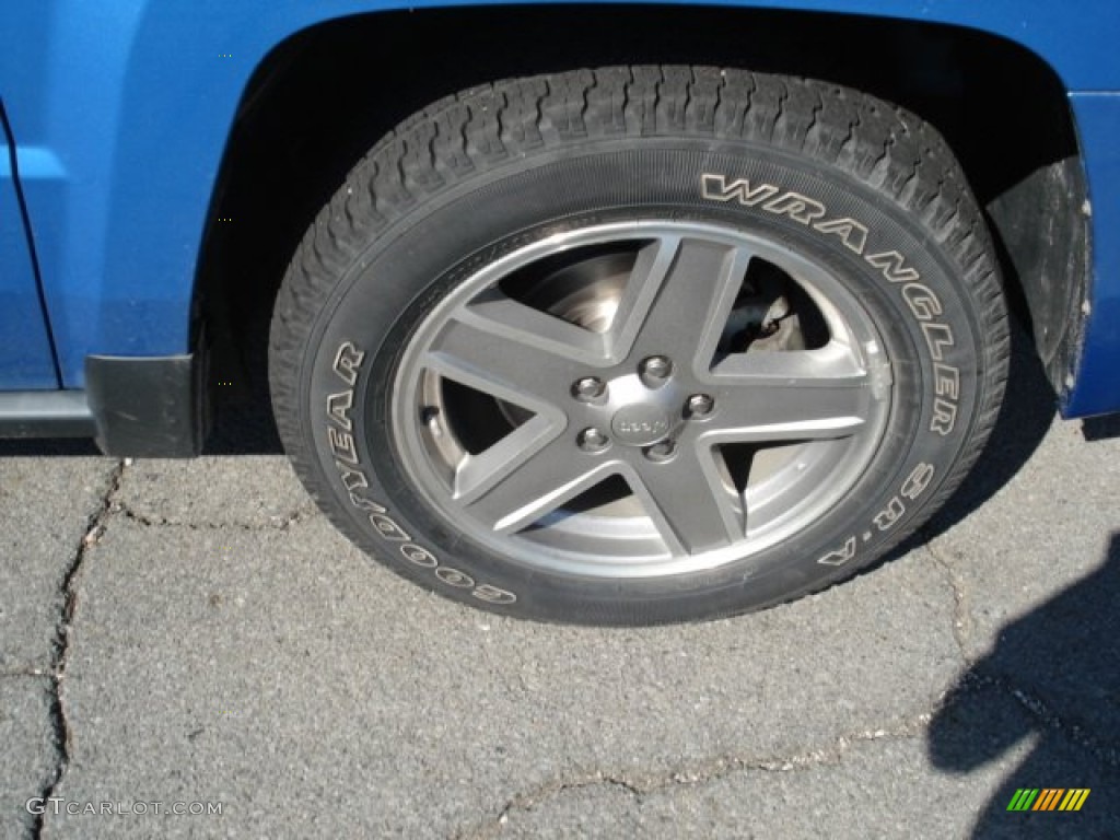 2008 Patriot Sport - Surf Blue Pearl / Dark Slate Gray photo #10