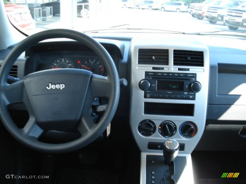 2008 Patriot Sport - Surf Blue Pearl / Dark Slate Gray photo #13