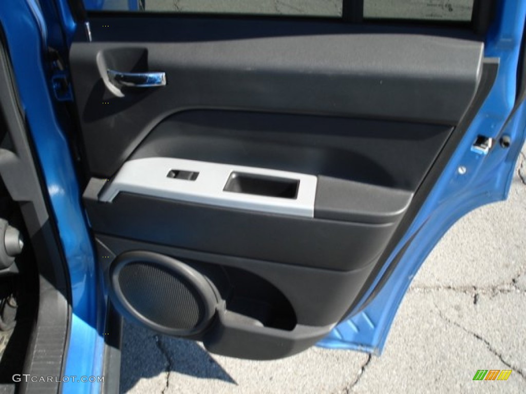 2008 Patriot Sport - Surf Blue Pearl / Dark Slate Gray photo #19