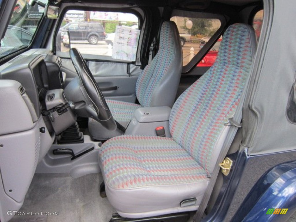 Gray Interior 1997 Jeep Wrangler SE 4x4 Photo #52825139