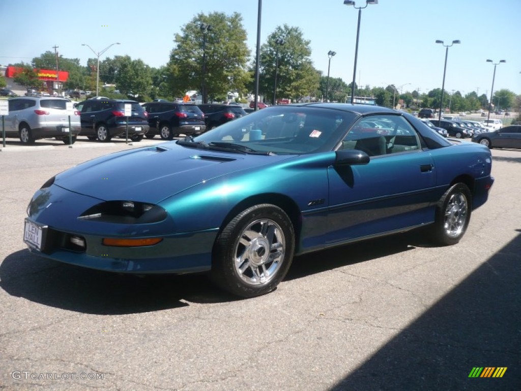 Polo Green Metallic 1996 Chevrolet Camaro Z28 Coupe Exterior Photo #52825295