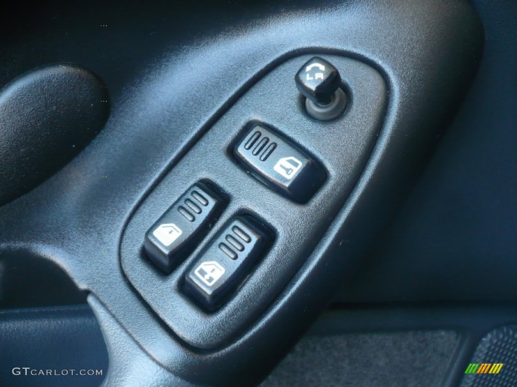 1996 Chevrolet Camaro Z28 Coupe Controls Photo #52825385