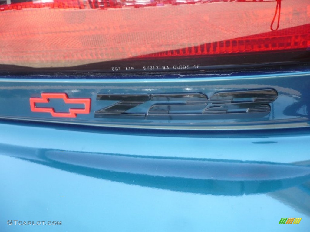 1996 Chevrolet Camaro Z28 Coupe Marks and Logos Photos