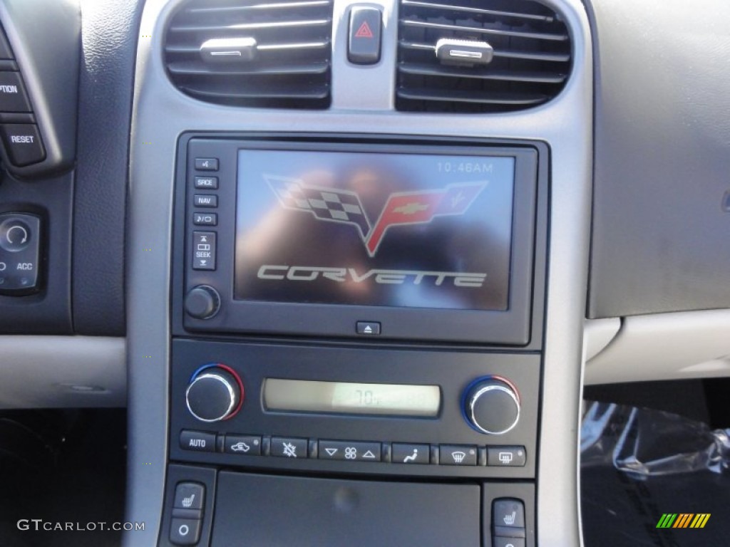 2006 Chevrolet Corvette Convertible Controls Photo #52826093