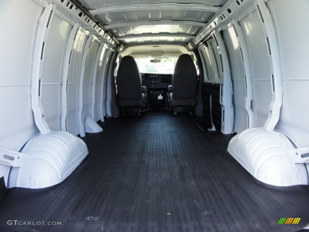 2010 Chevrolet Express 2500 Work Van Trunk Photos