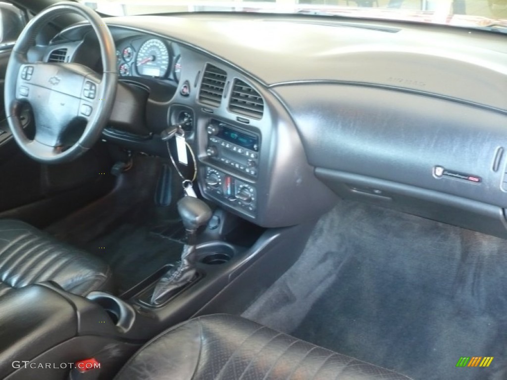 2004 Chevrolet Monte Carlo Supercharged SS Dashboard Photos