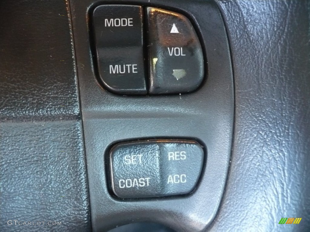 2004 Chevrolet Monte Carlo Supercharged SS Controls Photo #52826906
