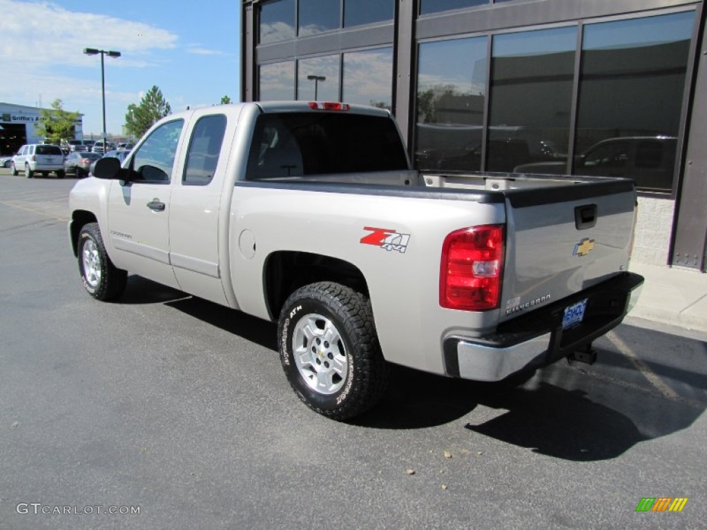 Silver Birch Metallic 2007 Chevrolet Silverado 1500 LT Extended Cab 4x4 Exterior Photo #52827737