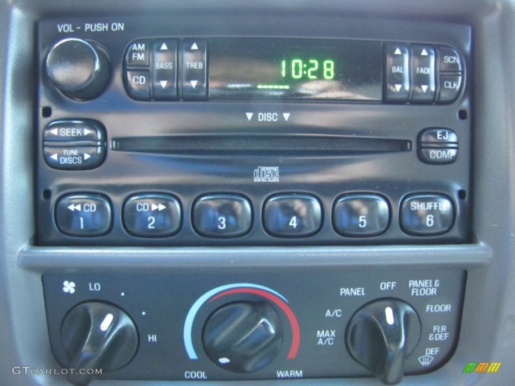 2003 Ford F150 XLT SuperCab 4x4 Audio System Photo #52830962