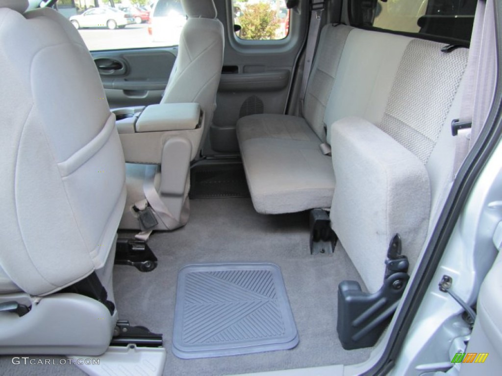 Medium Graphite Grey Interior 2003 Ford F150 XLT SuperCab 4x4 Photo #52831070