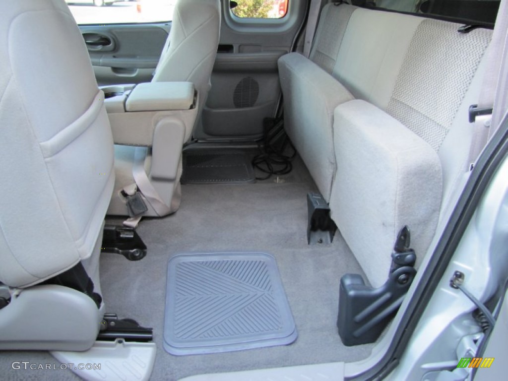 Medium Graphite Grey Interior 2003 Ford F150 XLT SuperCab 4x4 Photo #52831085