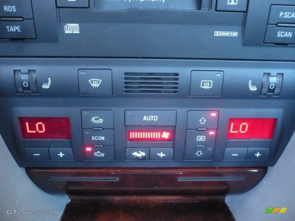 2002 Audi A6 2.7T quattro Sedan Controls Photo #52831088