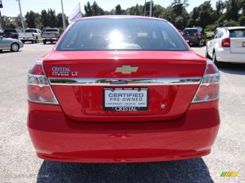 2011 Aveo LT Sedan - Victory Red / Charcoal photo #9