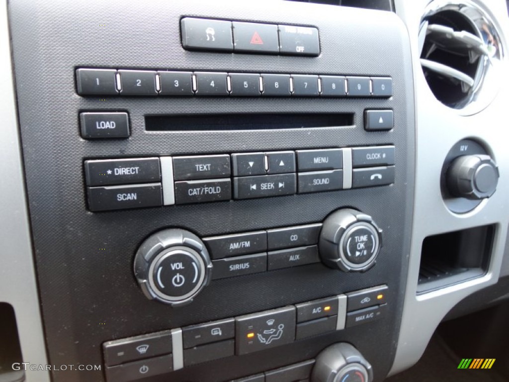 2010 F150 XLT SuperCab - Blue Flame Metallic / Medium Stone photo #25