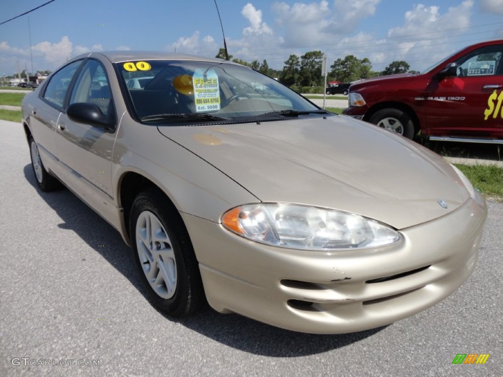 Champagne Pearl Metallic 2000 Dodge Intrepid Standard Intrepid Model Exterior Photo #52833216