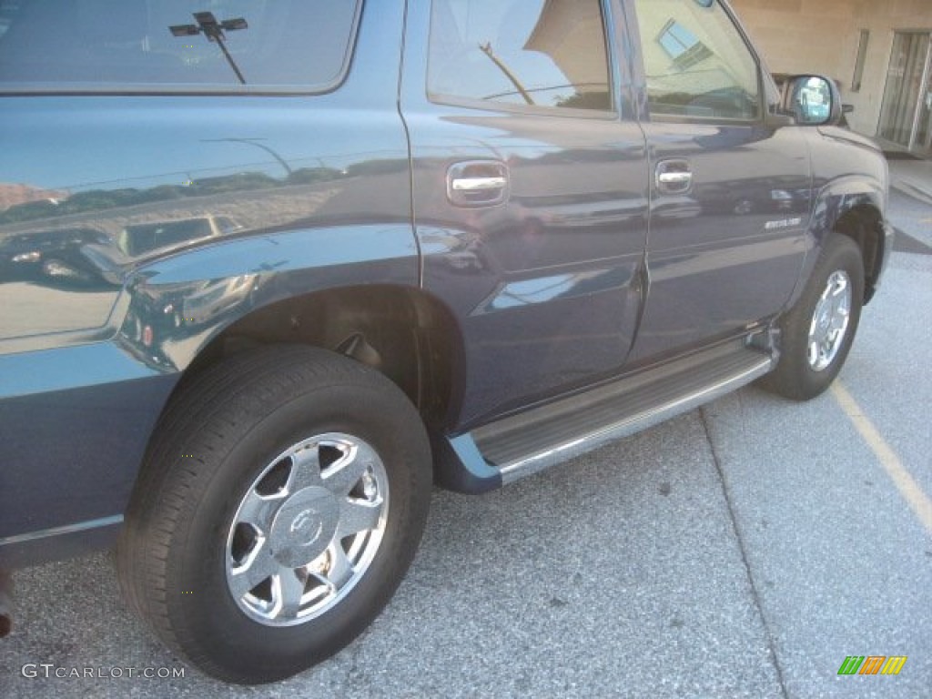 2005 Escalade AWD - Rip Tide Blue / Pewter photo #46