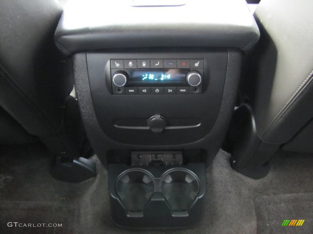 2008 Chevrolet Tahoe LTZ 4x4 Controls Photo #52835166