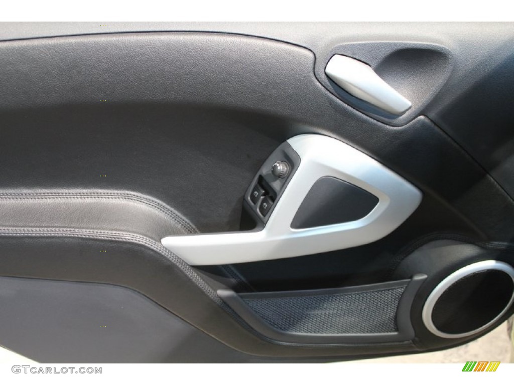 2011 fortwo passion coupe - Green Matte / Black Leather photo #9