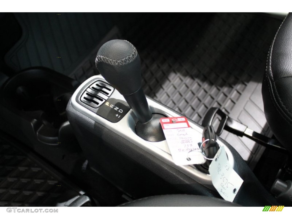 2011 Smart fortwo passion coupe Transmission Photos