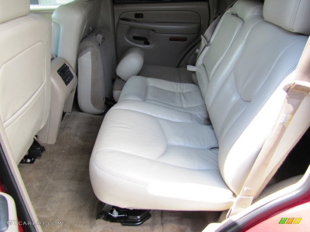 2004 Yukon SLT 4x4 - Sport Red Metallic / Neutral/Shale photo #22