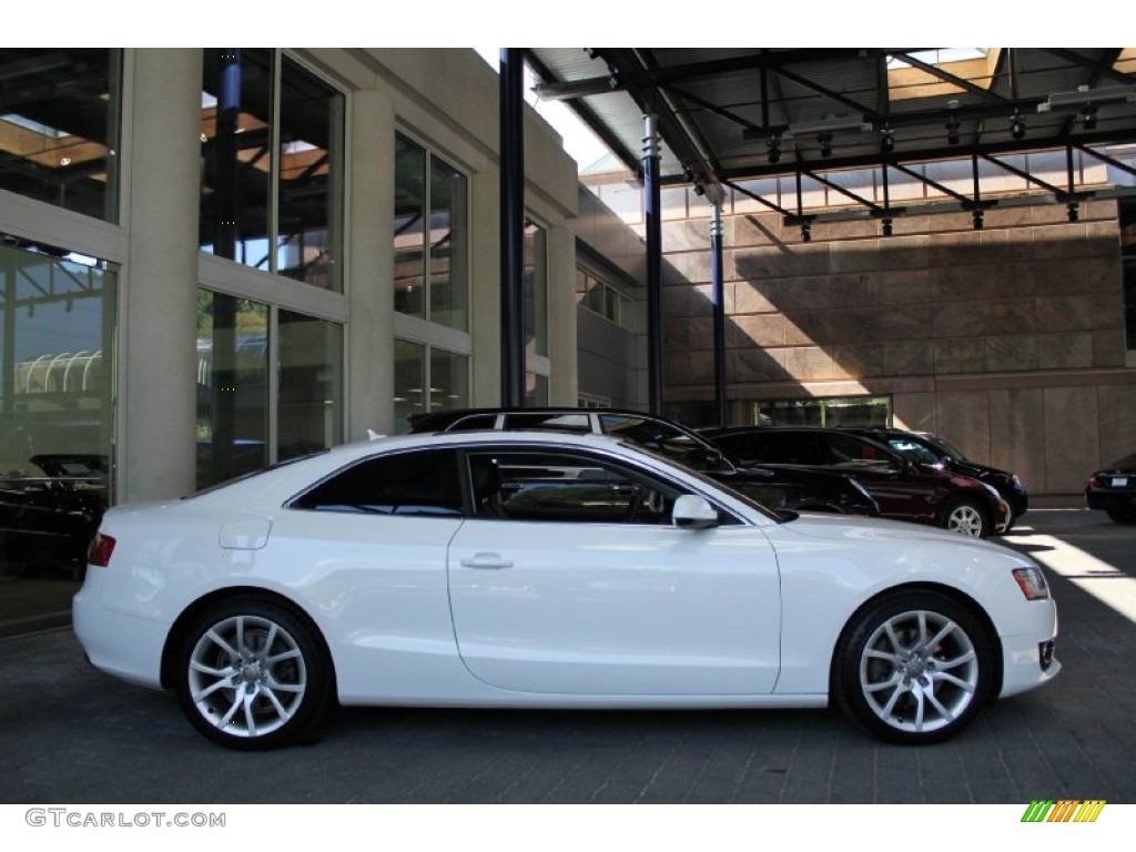 2010 A5 2.0T quattro Coupe - Ibis White / Black photo #7