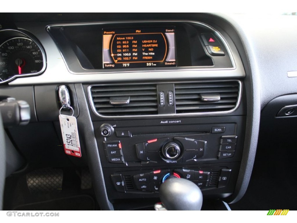 2010 Audi A5 2.0T quattro Coupe Controls Photo #52838349