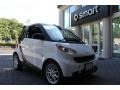 Crystal White - fortwo passion cabriolet Photo No. 8