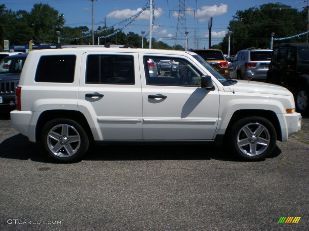 2007 Patriot Limited 4x4 - Stone White / Pastel Pebble Beige photo #4