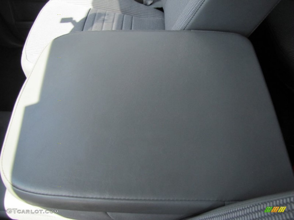 2008 Ram 1500 SLT Quad Cab 4x4 - Bright Silver Metallic / Medium Slate Gray photo #19