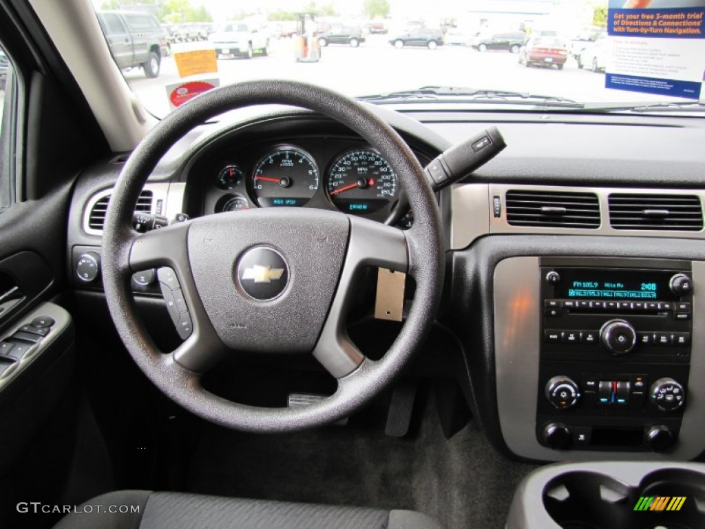 2010 Chevrolet Suburban LS 4x4 Ebony Dashboard Photo #52840971