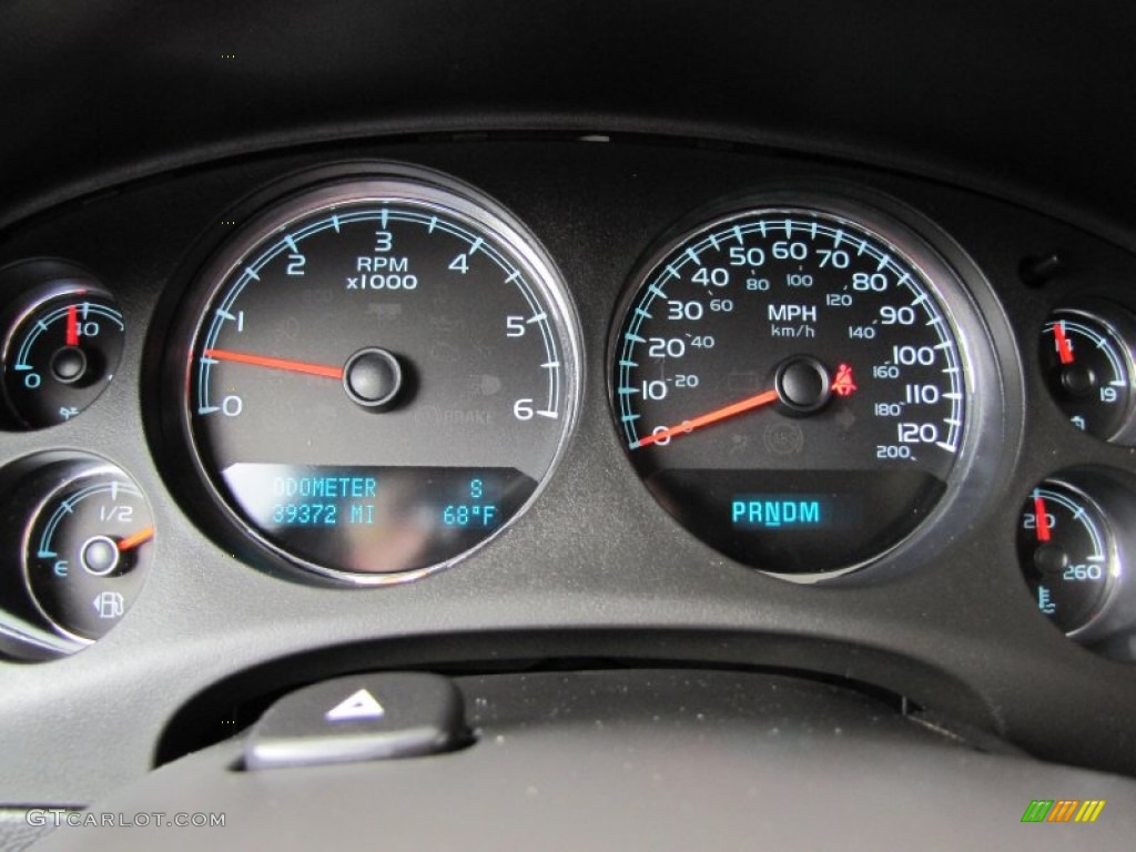 2010 Chevrolet Suburban LS 4x4 Gauges Photo #52840986