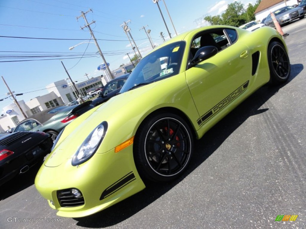 Peridot Metallic Porsche Cayman