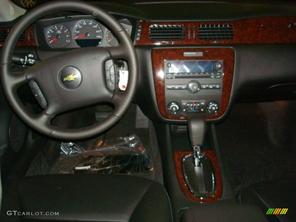 2011 Impala LT - Silver Ice Metallic / Ebony photo #4