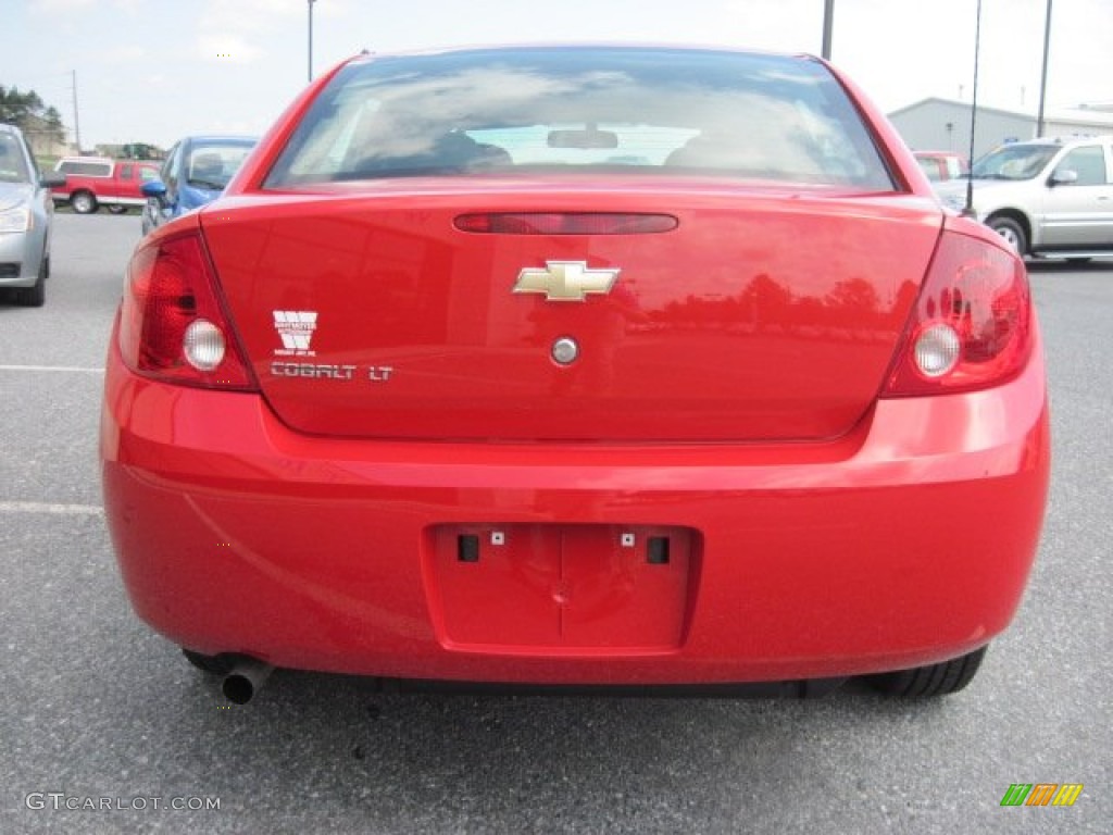 2010 Cobalt LT Sedan - Victory Red / Gray photo #8