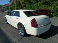 Cool Vanilla - 300 C HEMI Photo No. 3