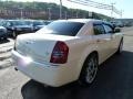Cool Vanilla - 300 C HEMI Photo No. 5