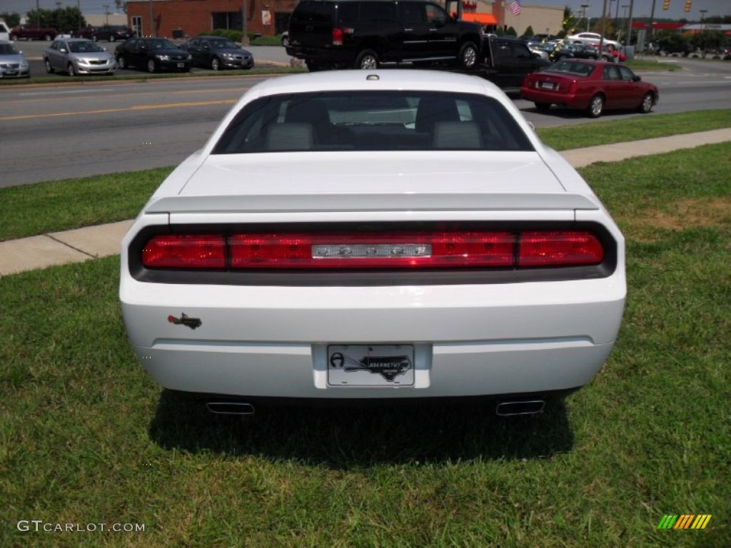 2011 Challenger R/T Plus - Bright White / Dark Slate Gray photo #4