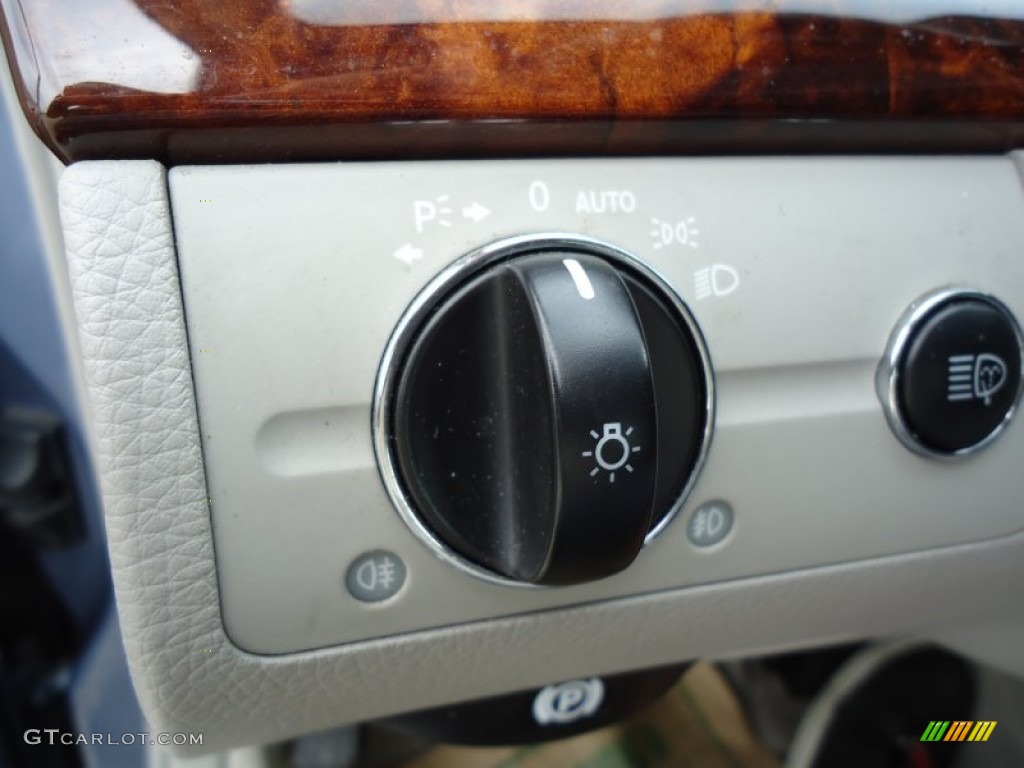 2004 Mercedes-Benz E 500 4Matic Sedan Controls Photo #52846119