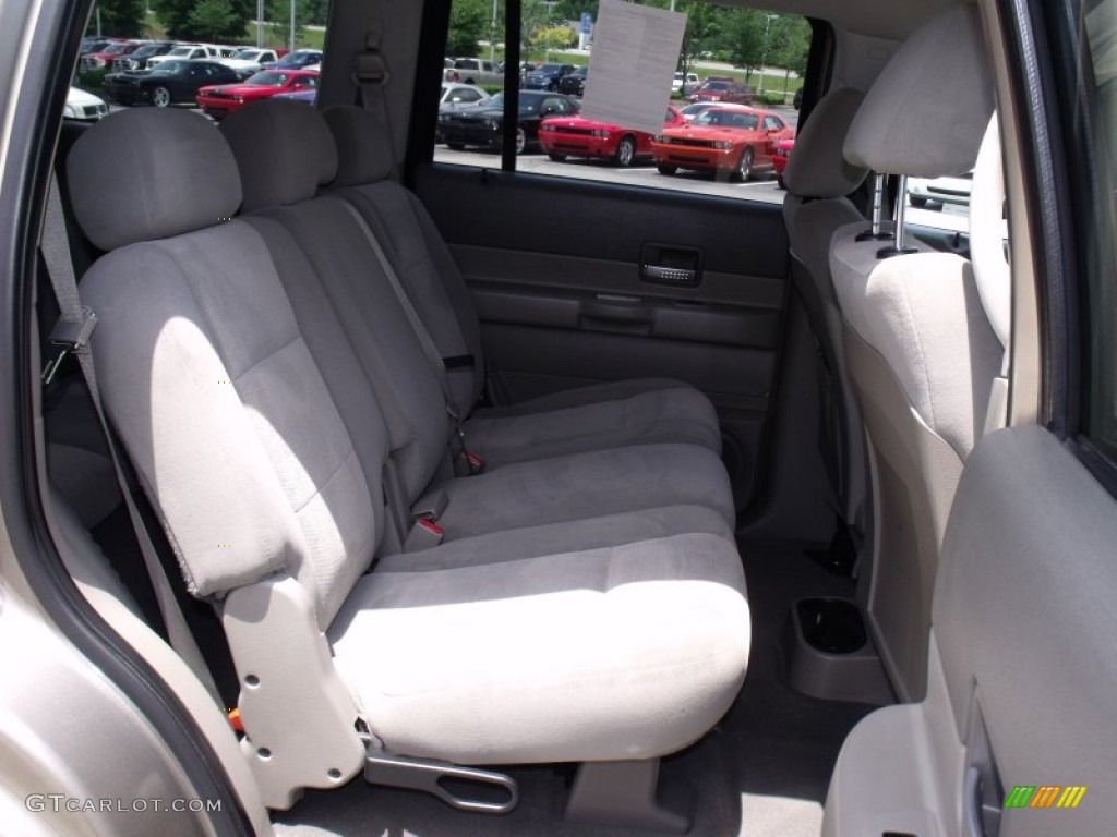 2006 Durango SLT - Light Khaki Metallic / Dark Slate Gray/Light Slate Gray photo #17