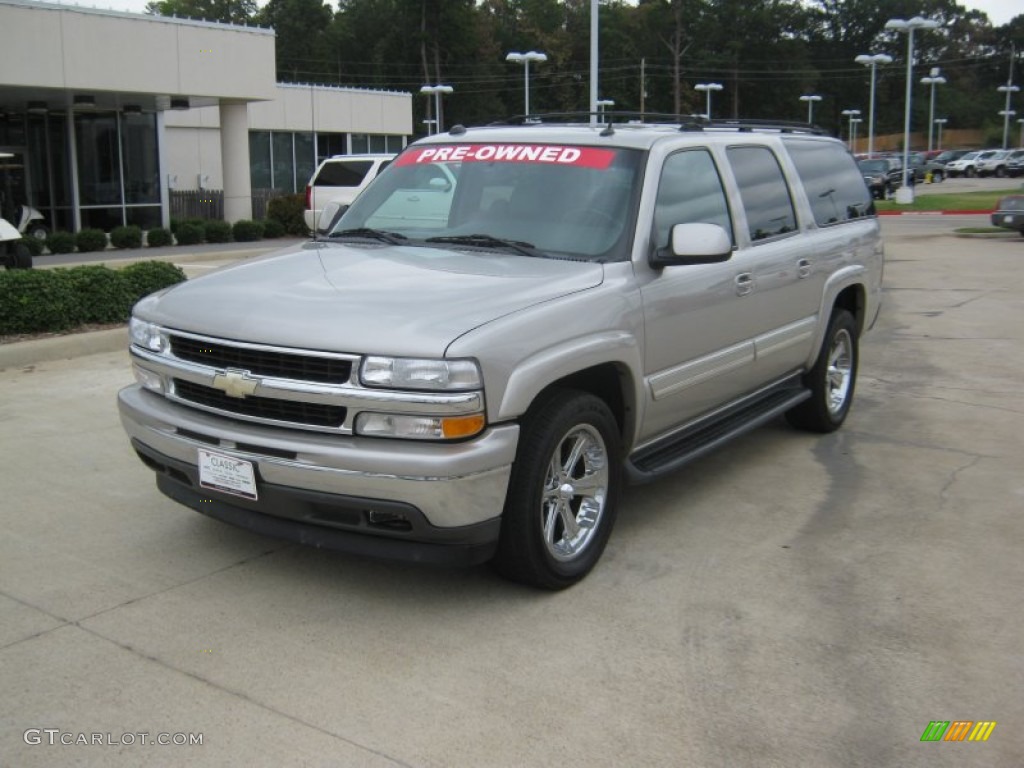 2005 Suburban 1500 LT - Silver Birch Metallic / Tan/Neutral photo #1