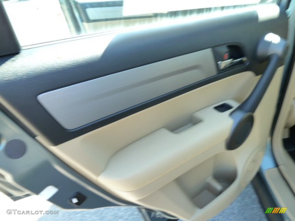 2011 CR-V LX 4WD - Opal Sage Metallic / Ivory photo #13